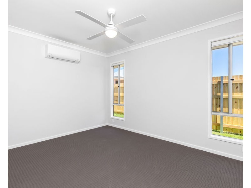 23 Waterside Way, Eli Waters QLD 4655