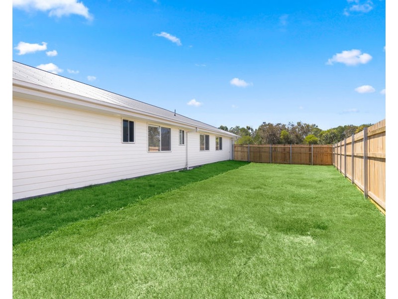 23 Waterside Way, Eli Waters QLD 4655