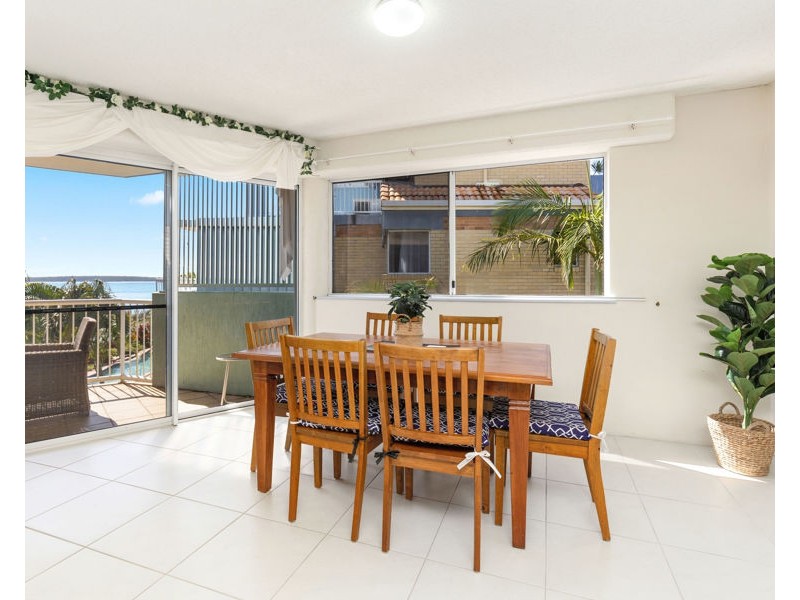181/17 Buccaneer Drive, Urangan QLD 4655