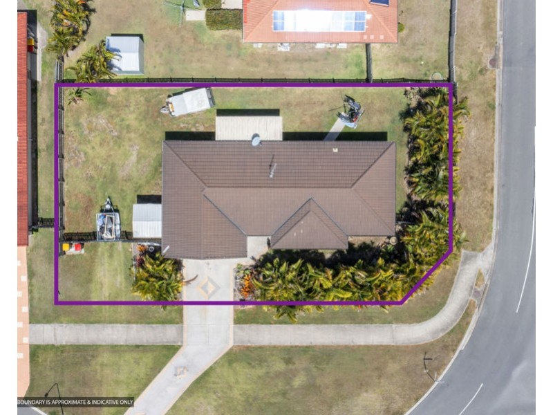 26 Emerald Park Way, Urangan QLD 4655