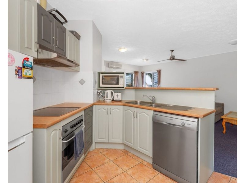 14/396 Esplanade, Torquay QLD 4655