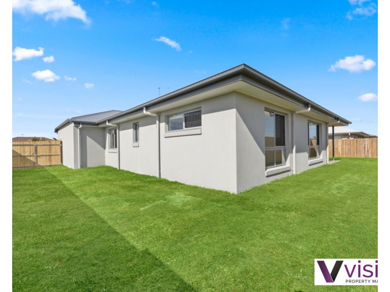 104 Martin, Point Vernon QLD 4655