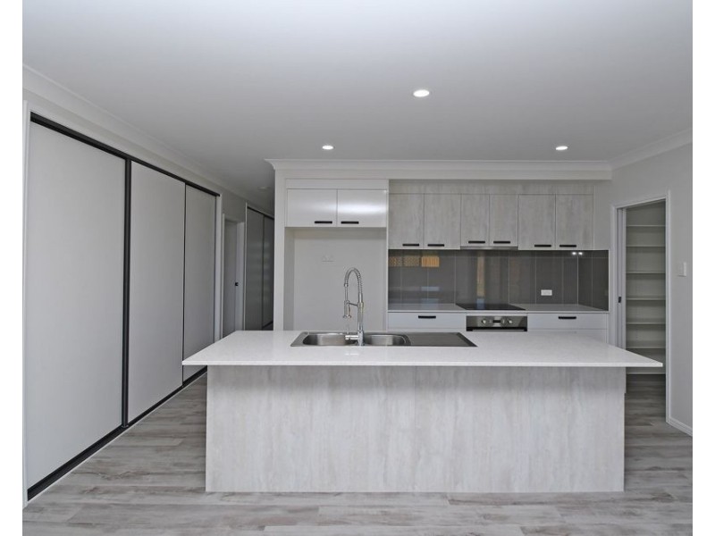 27 Conservation Drive, Urraween QLD 4655