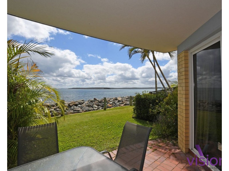 62/17 Buccaneer Drive, Urangan QLD 4655