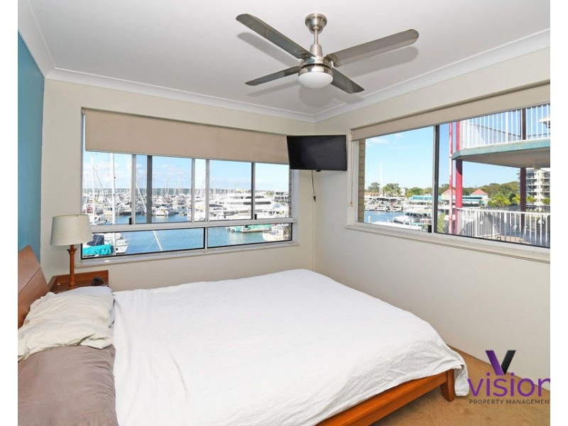 25/17 Buccaneer Drive, Urangan QLD 4655