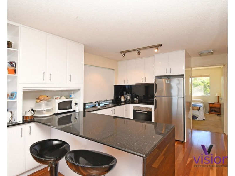 25/17 Buccaneer Drive, Urangan QLD 4655