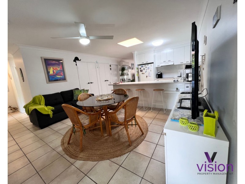 2/103 Cypress Street, Torquay QLD 4655