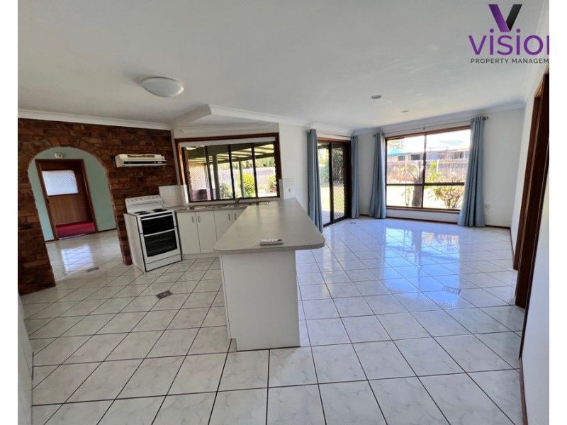 5 Paul, Point Vernon QLD 4655
