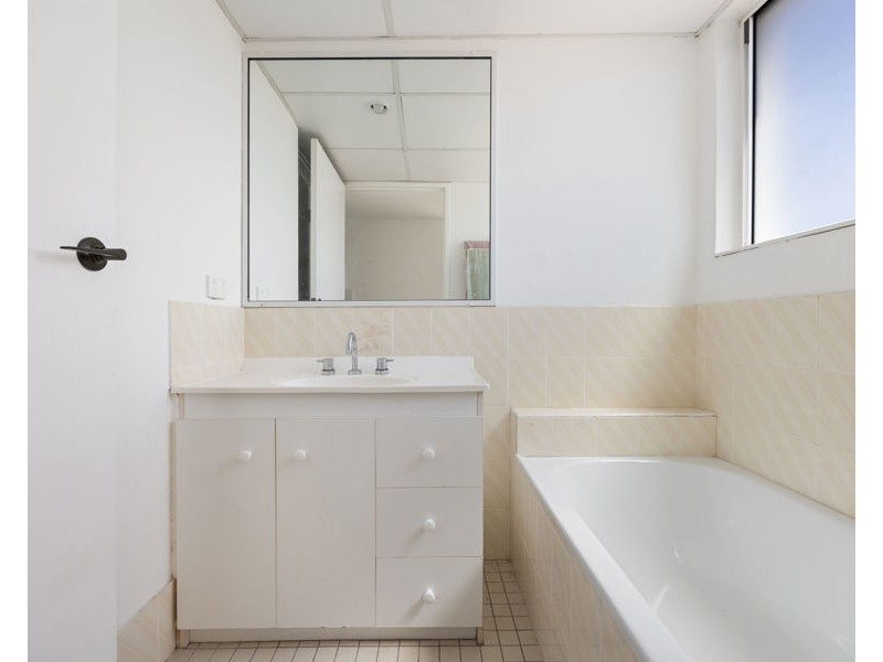 7/13-15 Pulgul Street, Urangan QLD 4655