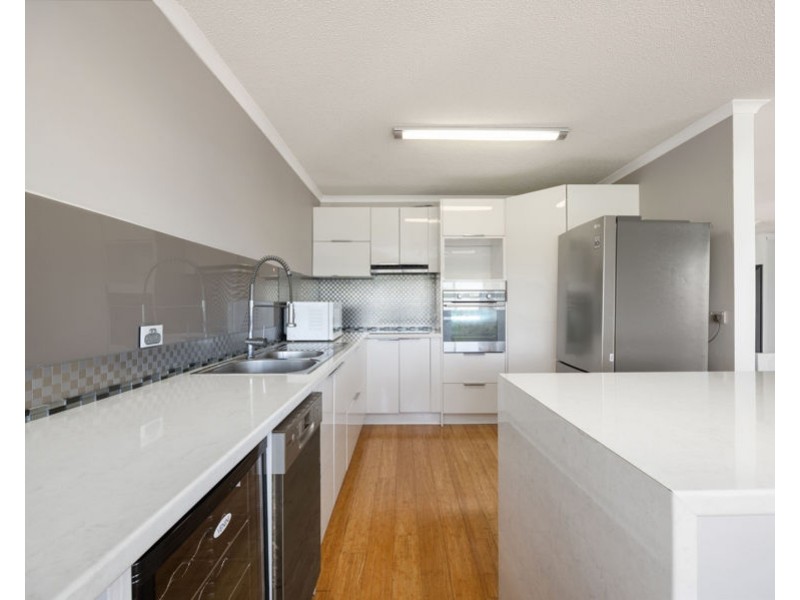 7/13-15 Pulgul Street, Urangan QLD 4655