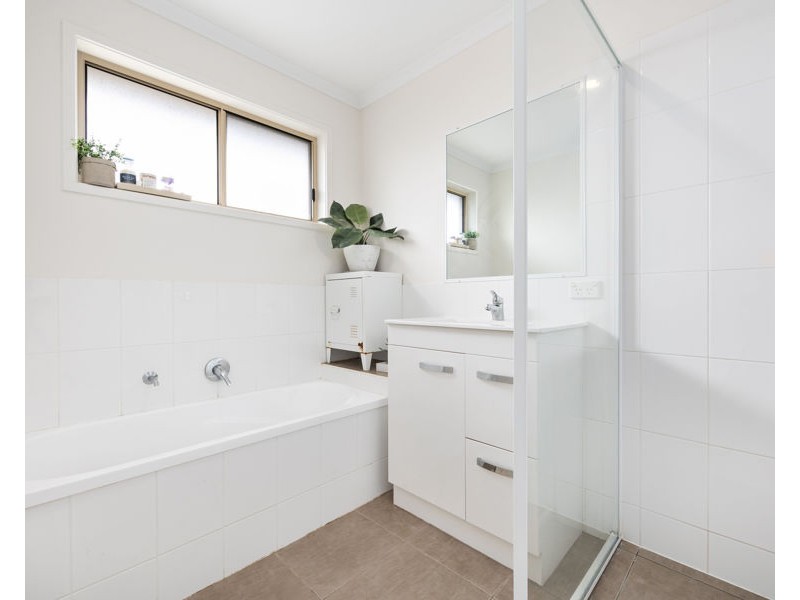 3 Cormorant Court Kawungan, Kawungan QLD 4655