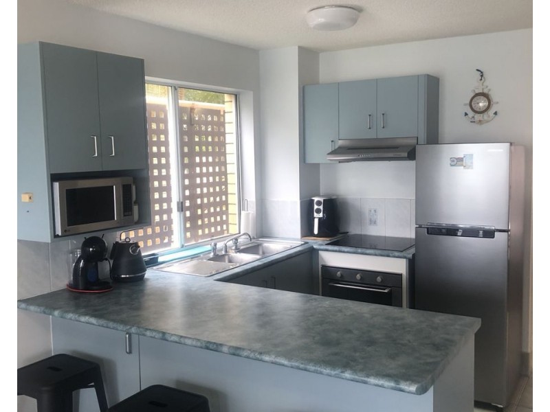 63/17 Buccaneer Drive, Urangan QLD 4655