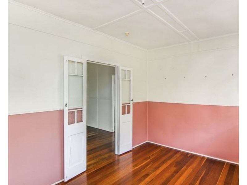 184 Cypress Street, Urangan QLD 4655