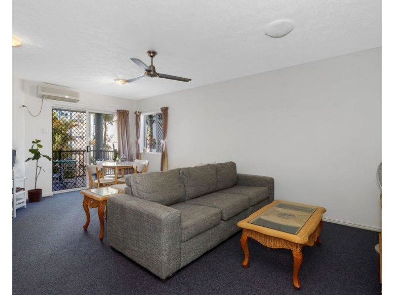 14/396 Esplanade, Torquay QLD 4655