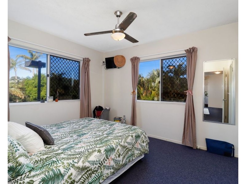 14/396 Esplanade, Torquay QLD 4655