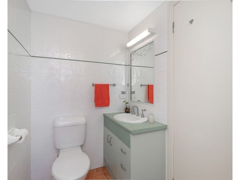 14/396 Esplanade, Torquay QLD 4655