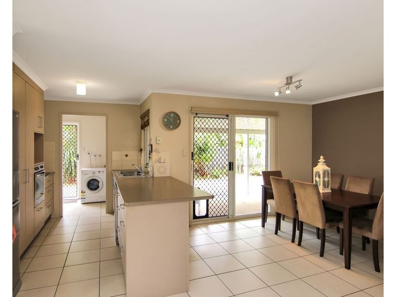 14 Bergin Court, Torquay QLD 4655