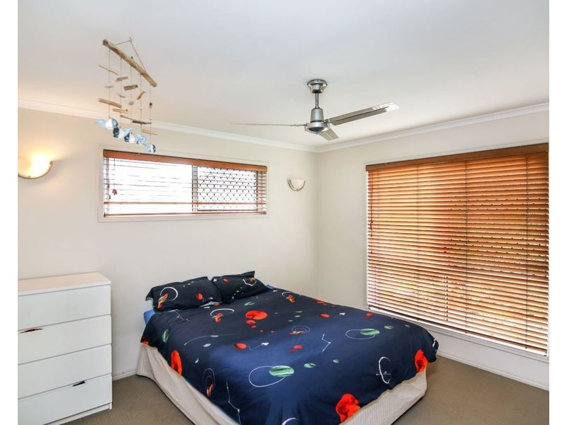 14 Bergin Court, Torquay QLD 4655