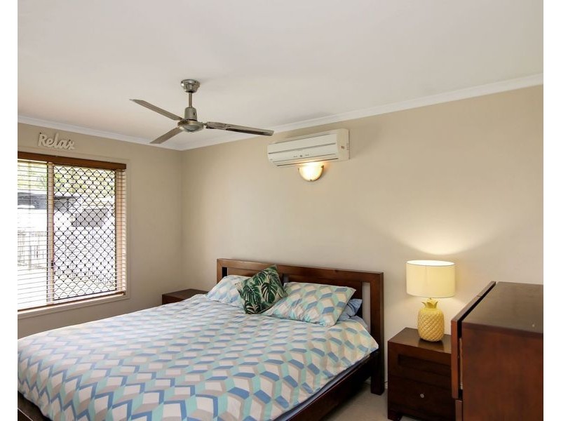 14 Bergin Court, Torquay QLD 4655