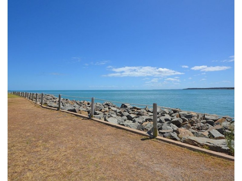 25/17 Buccaneer Drive, Urangan QLD 4655