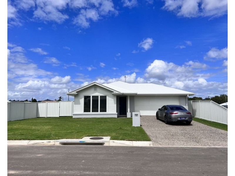12 Yaringa Avenue, Pialba QLD 4655
