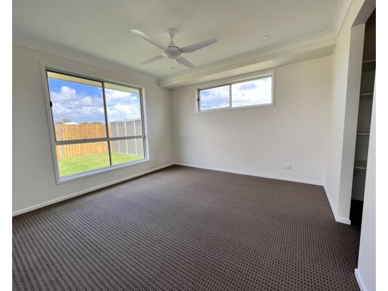 12 Yaringa Avenue, Pialba QLD 4655