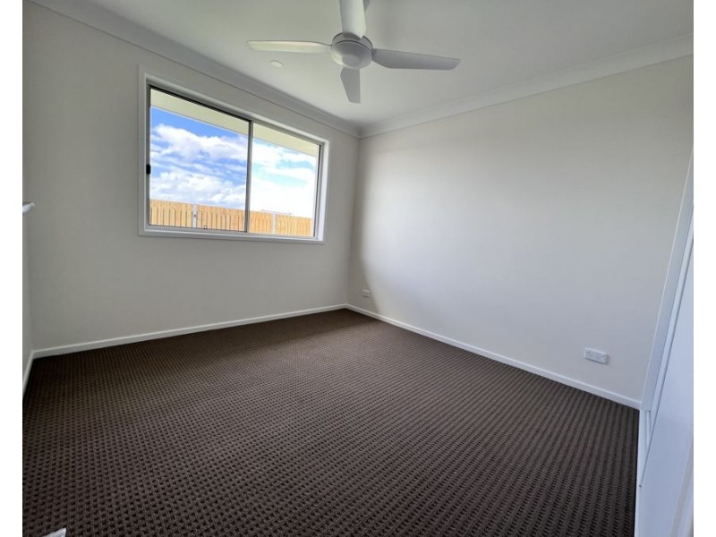 12 Yaringa Avenue, Pialba QLD 4655