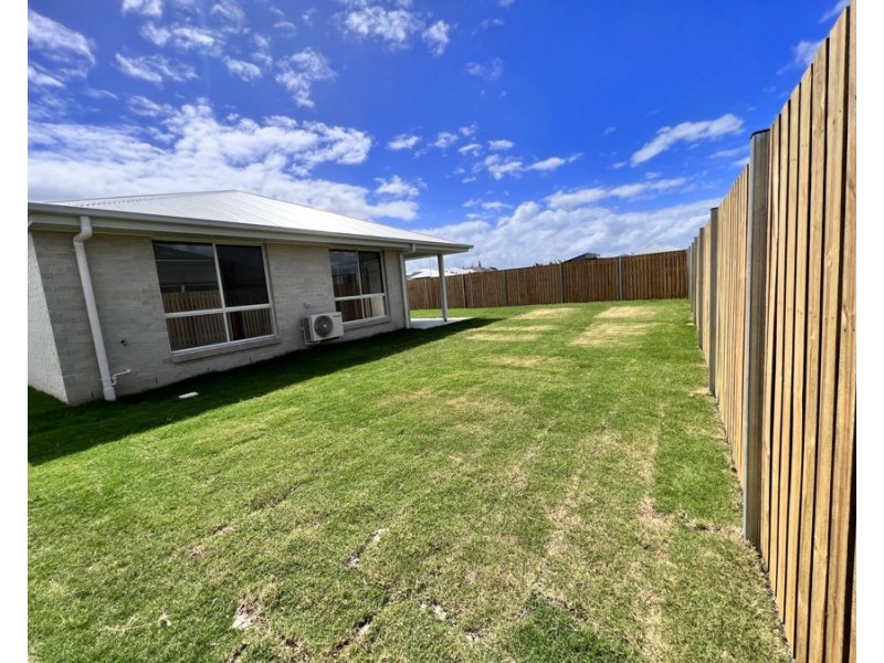 12 Yaringa Avenue, Pialba QLD 4655