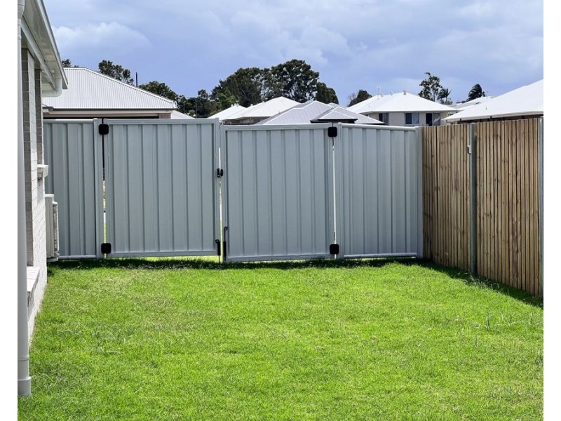 12 Yaringa Avenue, Pialba QLD 4655