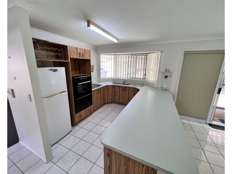 104 East Street, Scarness QLD 4655