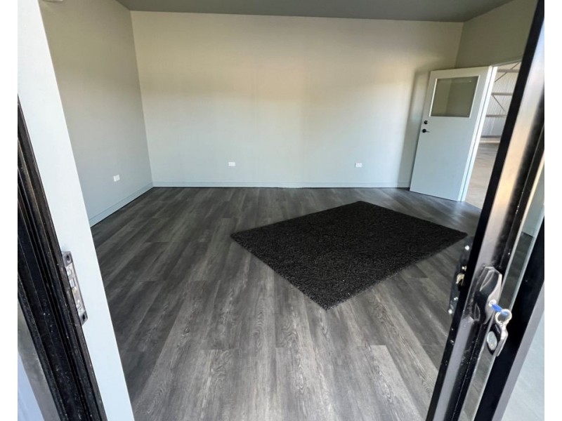 2/36 Southern Cross Circuit, Urangan QLD 4655