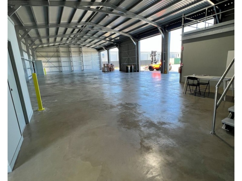 2/36 Southern Cross Circuit, Urangan QLD 4655