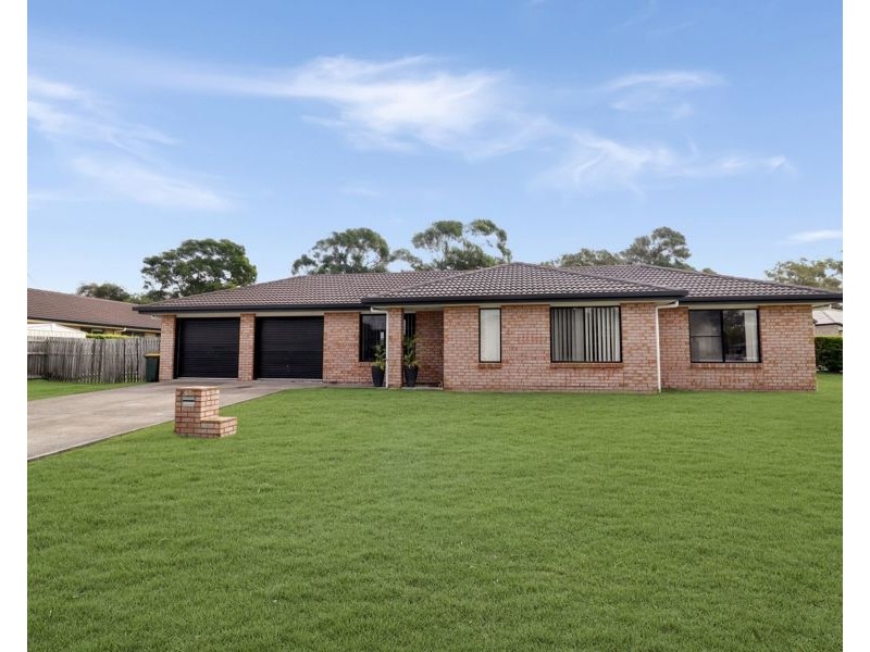 13 topaz Curcit, Urangan QLD 4655