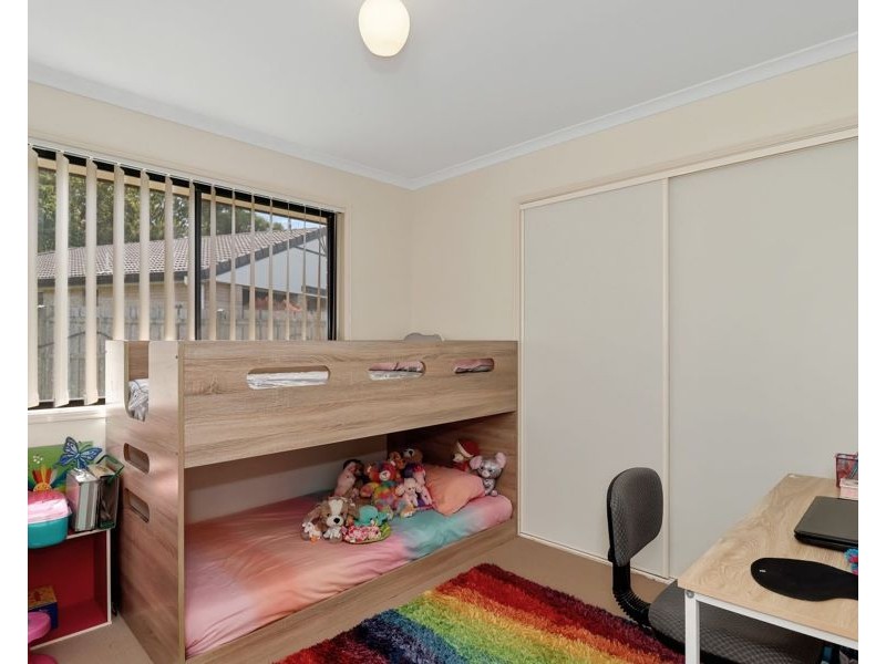 13 topaz Curcit, Urangan QLD 4655