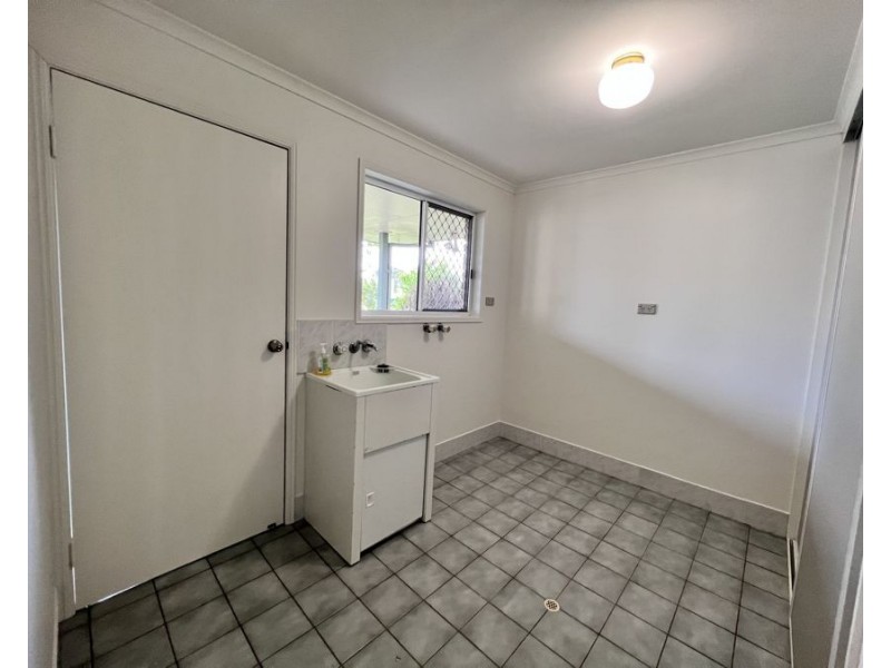 21-23a Old Maryborough Road, Pialba QLD 4655