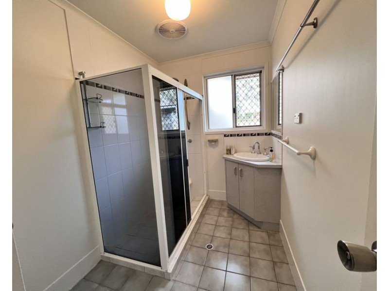 21-23a Old Maryborough Road, Pialba QLD 4655