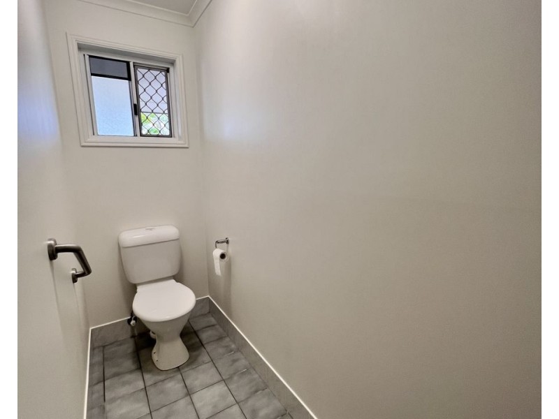 21-23a Old Maryborough Road, Pialba QLD 4655