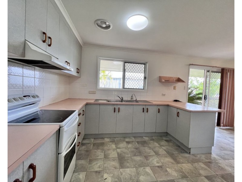 21-23a Old Maryborough Road, Pialba QLD 4655