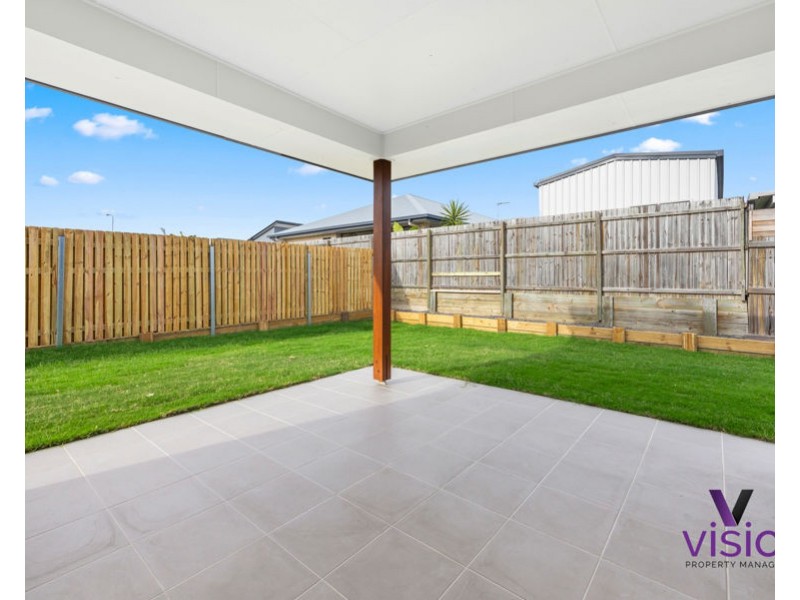 42 Quarterdeck Ave, Pialba QLD 4655