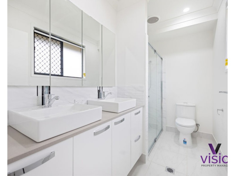 42 Quarterdeck Ave, Pialba QLD 4655