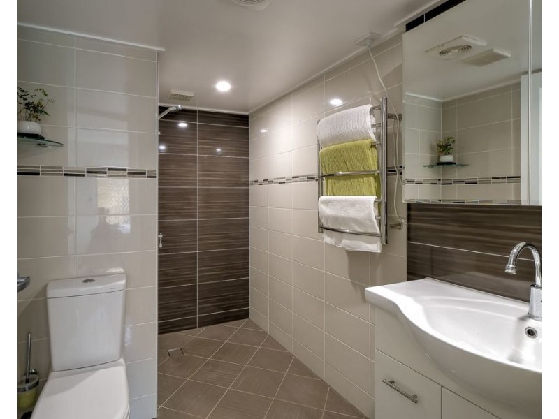 4/17 Buccaneer Drive, Urangan QLD 4655