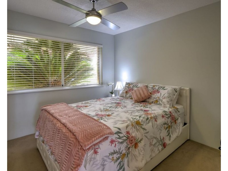 4/17 Buccaneer Drive, Urangan QLD 4655