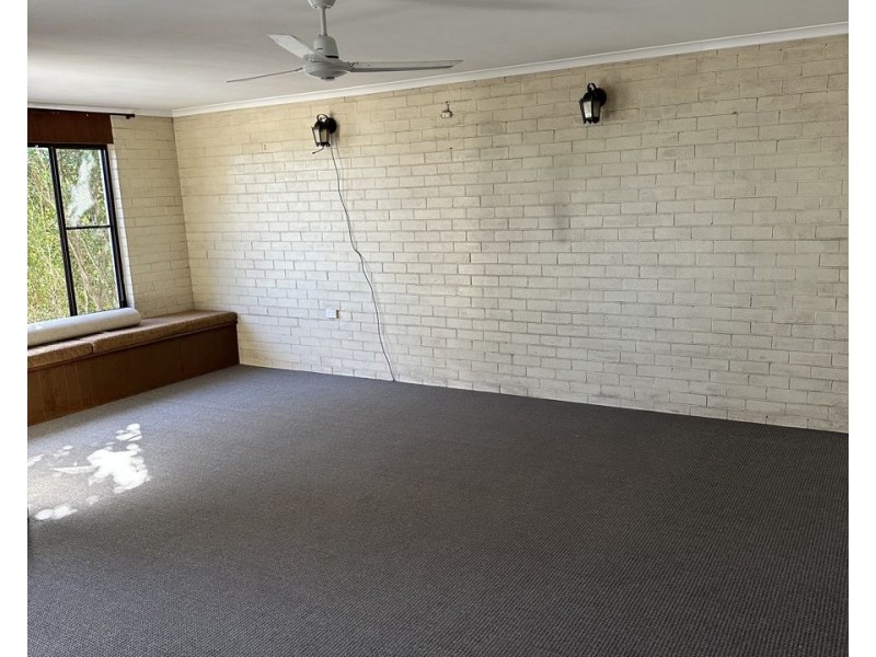 505 A Esplanade, Urangan QLD 4655