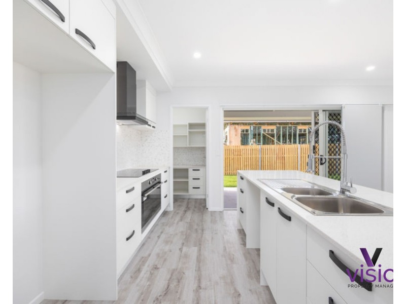 43 Quarterdeck Ave, Pialba QLD 4655