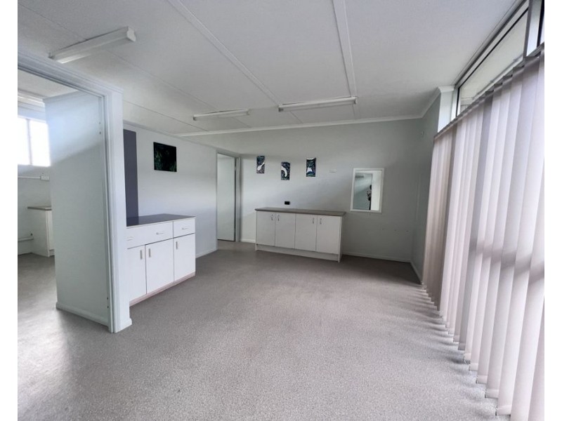 3,8,9 /9 Boys Avenue, Maryborough QLD 4650