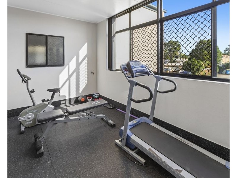 Unit 3A/430 Esplanade, Torquay QLD 4655