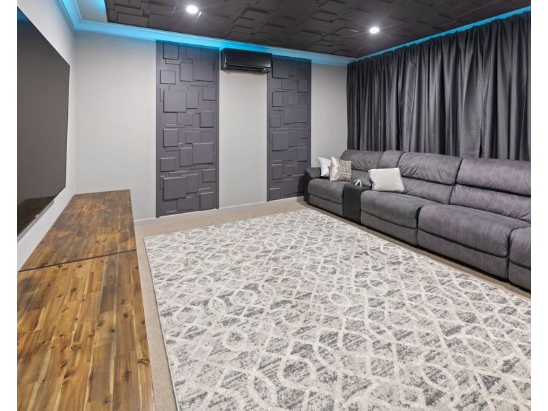 Unit 3A/430 Esplanade, Torquay QLD 4655