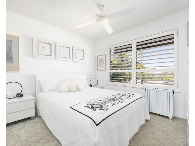 131/17 Buccaneer Drive, Urangan QLD 4655