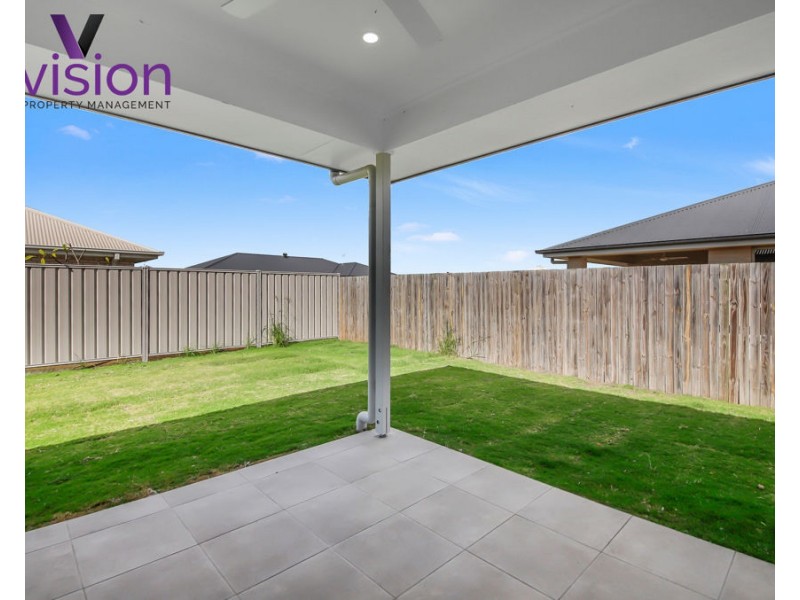 6 Atlantic Court, Eli Waters QLD 4655