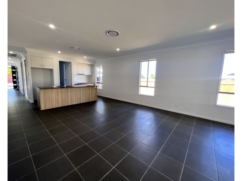 6 Harmony Avenue, Urraween QLD 4655